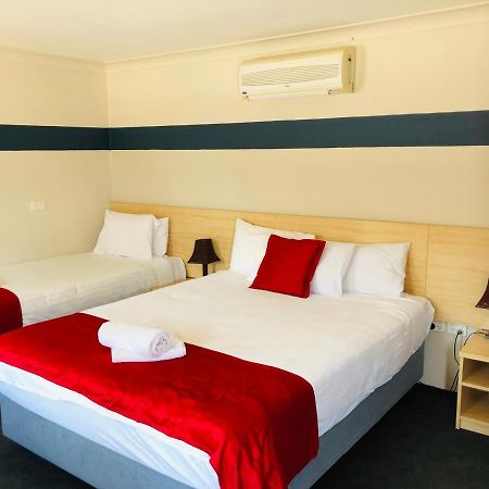 Red Cedar Motel Muswellbrook Zewnętrze zdjęcie